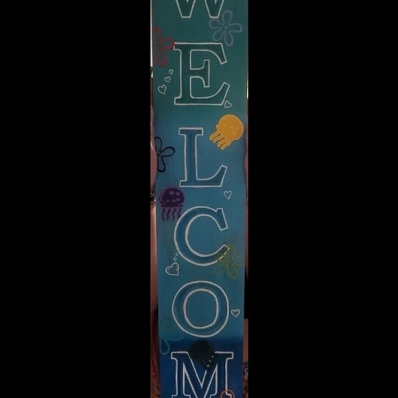 Costume Welcome signs!